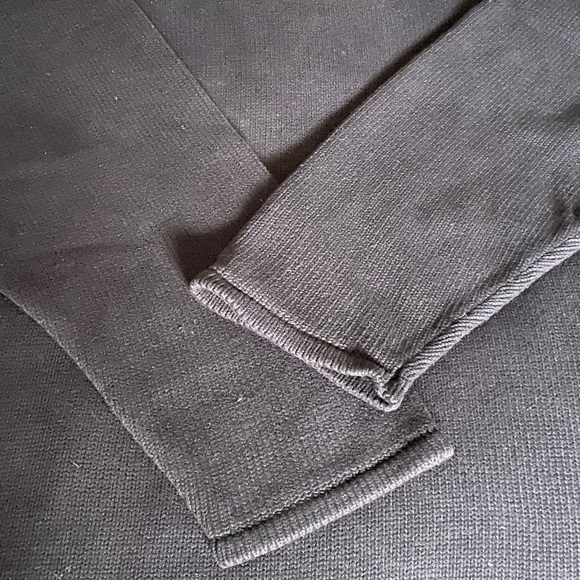 👽 Black mock neck sweater - Picture 6 of 6